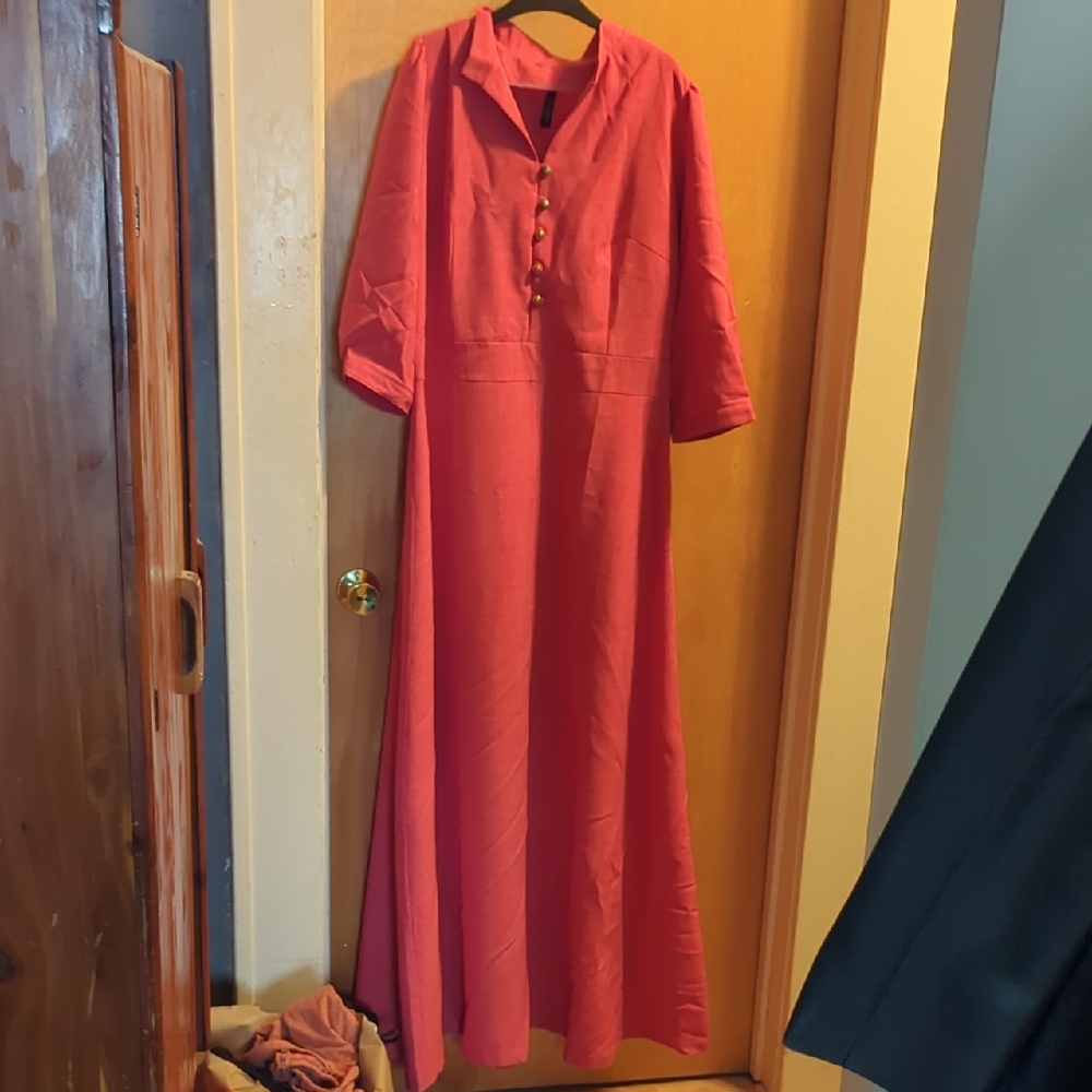 Chic Coral Maxi Dress with Button Detail